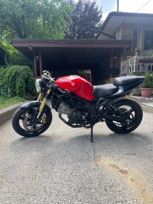 2002 Suzuki Sv650 in Sport Bikes in City of Toronto - Image 3