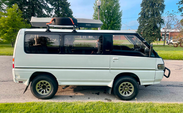 1992 Mitsubishi Delica in Cars & Trucks in Kitchener / Waterloo - Image 3