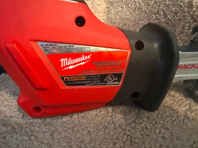 MILWAUKEE WINDSHIELD EXTRACTOR62865712579715121