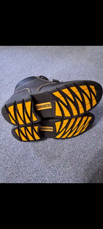 Bottes de travail Dakota in Men's Shoes in Saint-Jean-sur-Richelieu - Image 4