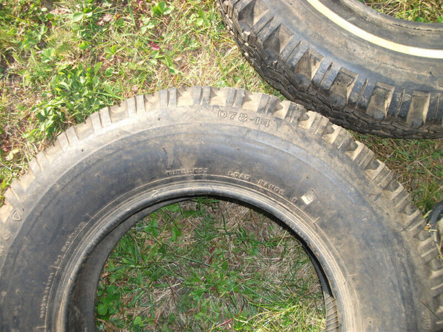 Pneus à vendre P205/65R15 - 225/60R17 - 205/65R15 - D78-14 dans Pneus et jantes  à Lanaudière - Image 2