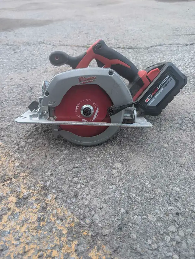 Milwaukee  M18 Red Lithium Battery Circular Saw (Used) 628637311418911215