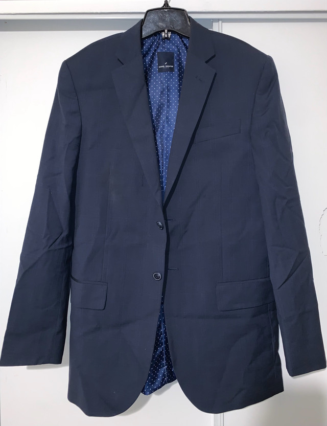 navy blue blazer (men’s size medium) in Men's in City of Toronto