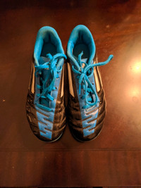 Adidas soccer cleats kid's size 3