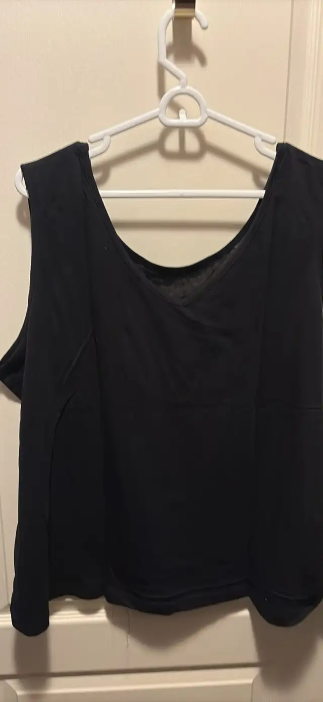 Women’s 2x camisoles sleeveless tops buy more save more in Women's - Tops & Outerwear in Oshawa / Durham Region - Image 11