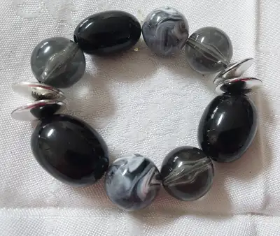 Vintage Sretch beaded Bracelet,  black & grey, View more