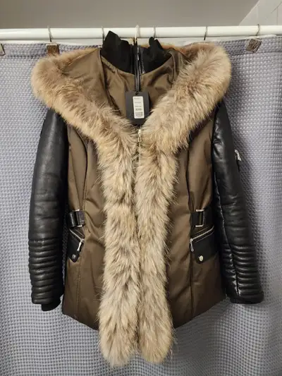 Manteau femme neuf, View more