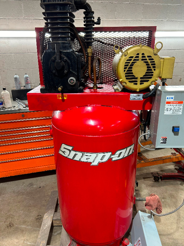 Snap On Compressor in Power Tools in Ottawa