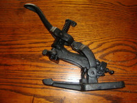EARLY 1900'S CAST IRON COUNTER TOP STAPLER