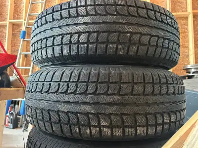 Almost new, Antaris Grip 20’s, 6 ply, made in 2024 on ford 6 bolt steel wheels. Came off a 2012 F-15...