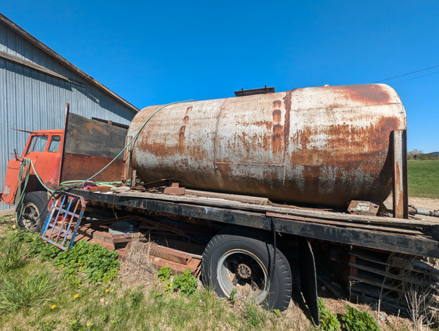 Water Tank 2200 Gal Steel Tank in Other in Kawartha Lakes - Image 2