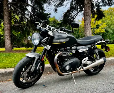 Tu as envie d’être le nouveau Steve McQueen? Commence avec cette moto rétro naked. Moins de 5K au co...