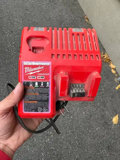 Milwaukee M12/M18 Charger, View more