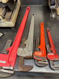 Pipe wrench assortment 