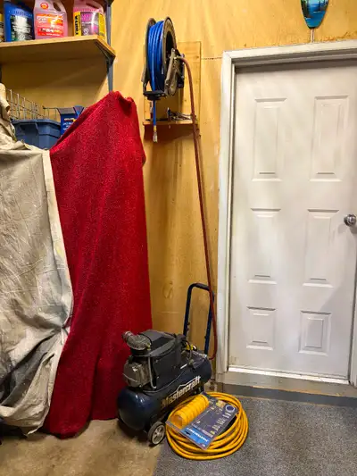 Mastercraft Air Compressor / CW retractable reel/extra hose, View more