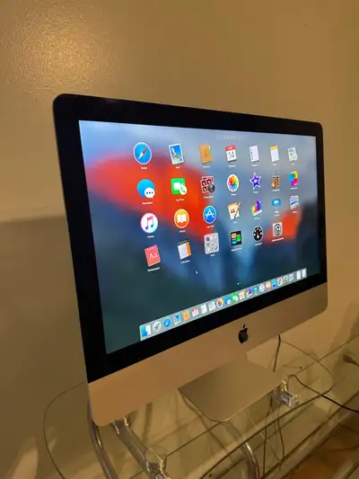 iMac (21.5-inch)  BOX + Warranty