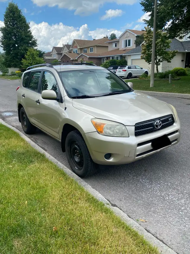 2008 Toyota RAV4 V6 in Cars & Trucks in Ottawa - Image 7
