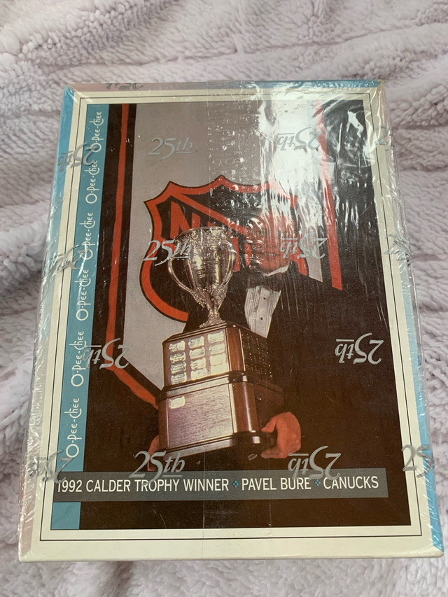 Hockey cards in Arts & Collectibles in Prince Albert - Image 2