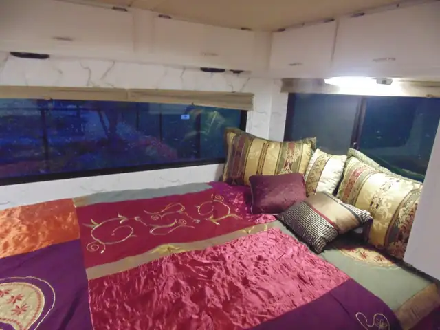 BETTER THAN CLASS B PLEASURE WAY, ROADTREK, CAMPER VAN RV, RARE! in RVs & Motorhomes in Kelowna - Image 20