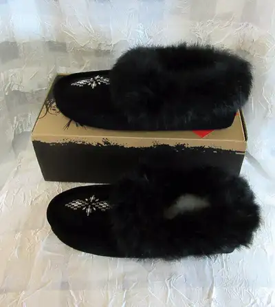 Men's Moccasins Size 12 only in this color, View more