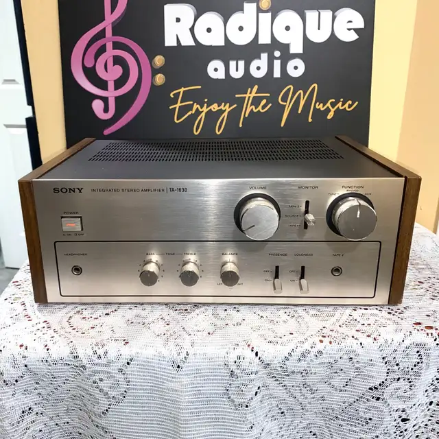 Vintage Sony TA-1630 22 WPC Integrated Stereo Amplifier in Stereo Systems & Home Theatre in Ottawa - Image 2