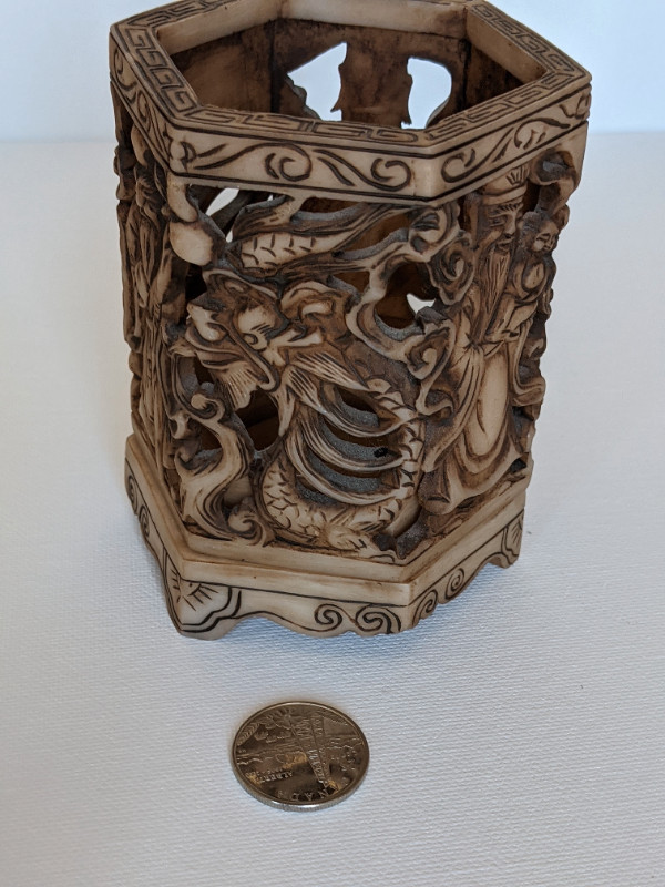 Antique ivory carved tea light holder dans Art et objets de collection  à Ottawa - Image 2