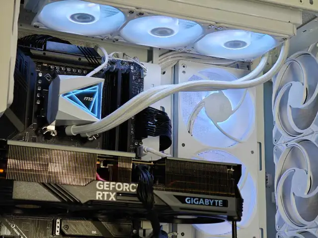 Ryzen 9 7950x3D - RTX 4080 SUPER - 4TB - 96GB RAM - Gaming PC in Desktop Computers in Mississauga / Peel Region - Image 5