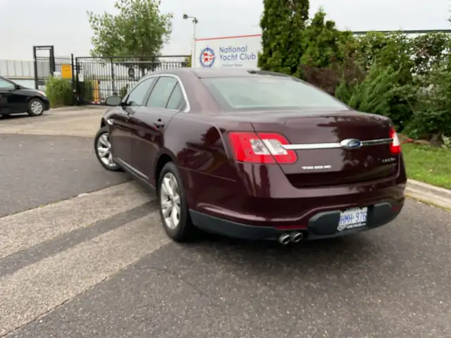 2011. Ford. Taurus.   Certified545693729638983684