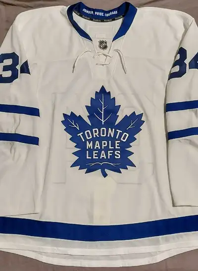 AUSTON MATTHEWS Toronto Maple Leafs Reebok TI Rookie jersey, View more
