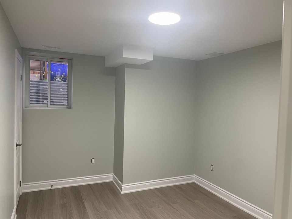 2 bedroom 2 washroom legal basement available from Dec 4