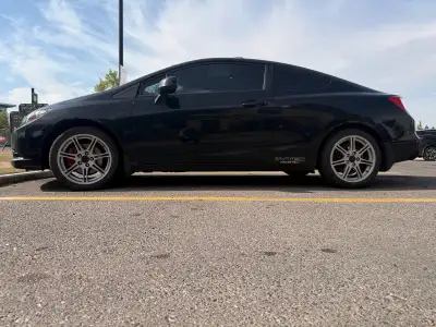Civic Si 2013 coupe Active status. Got k24 and 6 speed manual I’ve had it for 2.5 years. Reliable an...