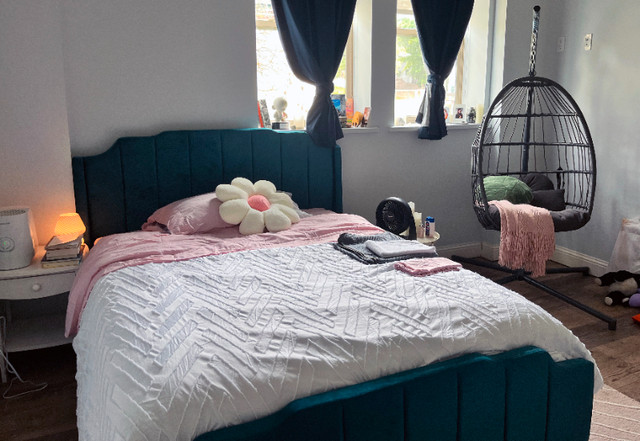 Teal Queen Velvet Bed Frame in Beds & Mattresses in Penticton