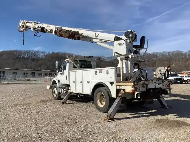 2016 Altec DM47B-TR International Digger Derrick Unit in Other in City of Halifax