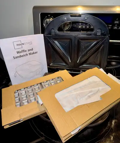 Mainstays 2-in-1 Waffle & Sandwich Maker (Ceramic Nonstick), View more