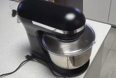 Frigidaire Stand Mixer 4.5L, View more