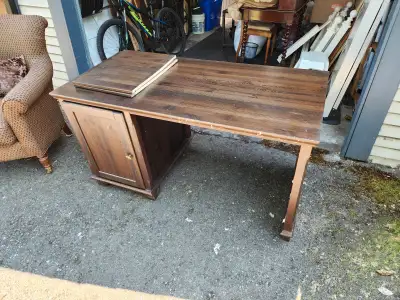 Ikea MARKOR Desk, View more
