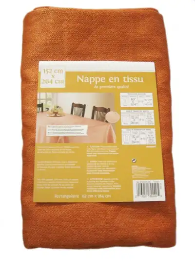 450-372-9464 Nappe rectangle en tissu, 60% polyester et 40% lurex, couleur corail, grandeur 60" x 10...