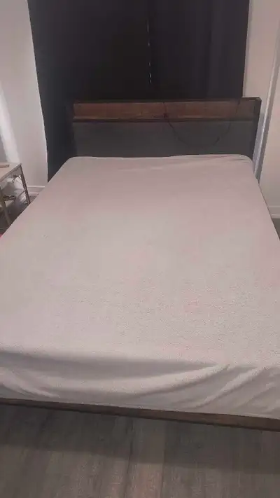 ️ Queen Size Mattress for Sale – Move Out Sale!, View more