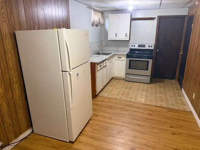 1 bedroom + Den basement in the NE in Long Term Rentals in Calgary - Image 13