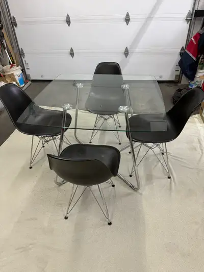 Ensemble  cuisine en vitre 4 places style moderne40 pouces x 40, View more