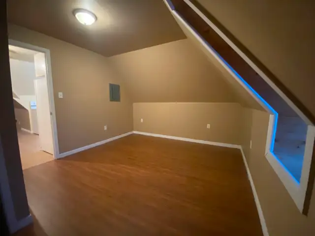Centrally located, 1 bedroom apt for rent, $1200/mon in Long Term Rentals in Pembroke - Image 6
