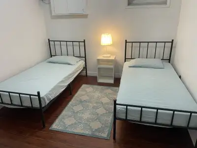 Furnished Large room in sharing with one girl near Centennial College Scarborough Town Centre No lea...