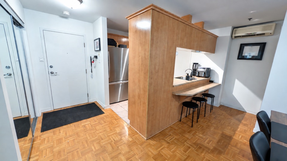 URGENT – CESSION DE BAIL – GRAND 4½ À BROSSARD – PRIX NÉGOCIABLE 5