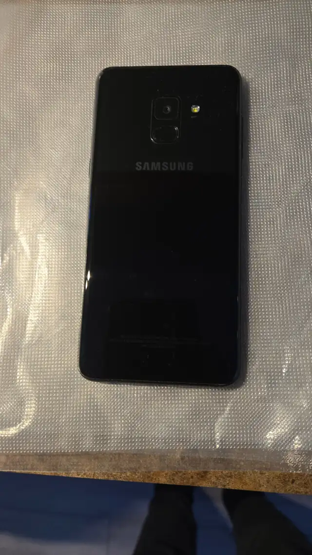 Samsung Galaxy A864252990321922122