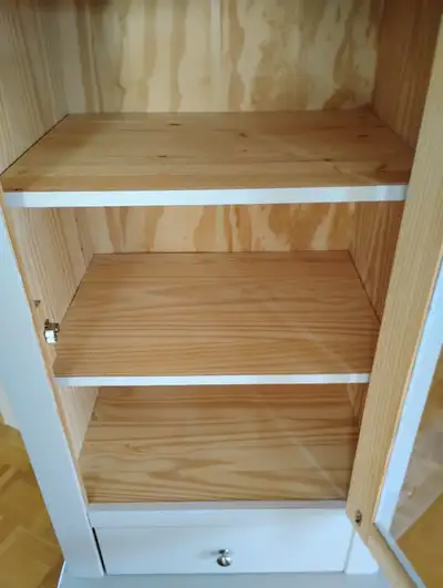 Armoire en bois de pin, View more