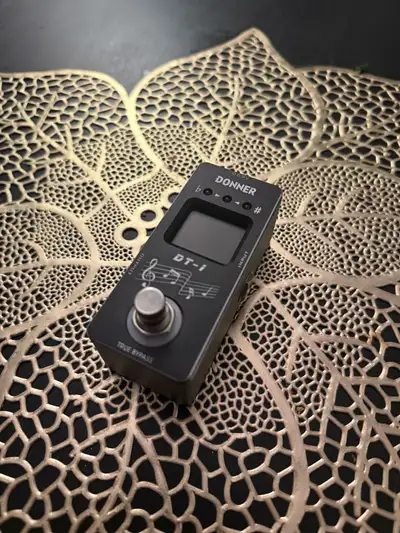 Donner DT-1 Tuner Pedal, View more