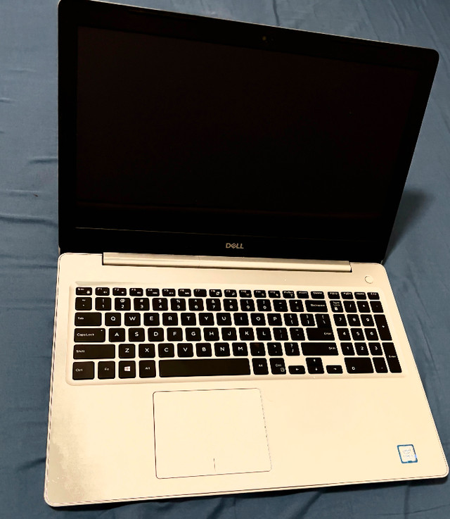 Dell Inspiron 5570 - i5 | 8 GB RAM | 1 TB HDD | Touch Screen in Laptops in Hamilton