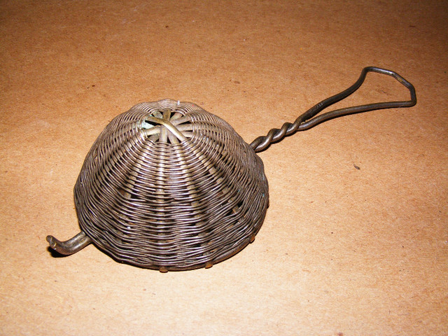 Vintage Weaved Brass Tea Bag Strainer - Germany in Arts & Collectibles in Saint John - Image 2