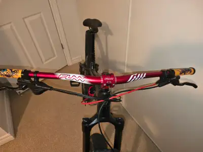 2023 Trek Roscoe 7 mountain bike for sale., View more