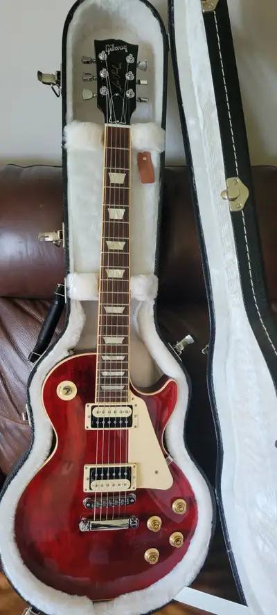 2011 Gibson Les Paul, View more